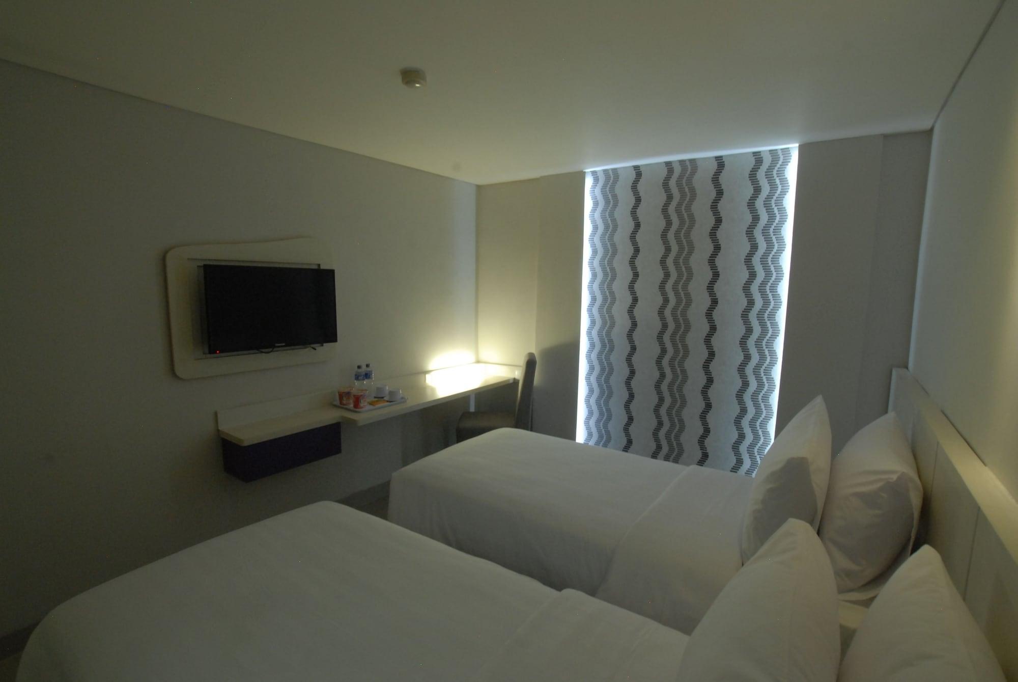 Vio Hotel Veteran Bandung Zewnętrze zdjęcie