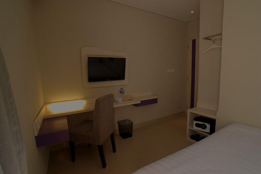 Vio Hotel Veteran Bandung Zewnętrze zdjęcie