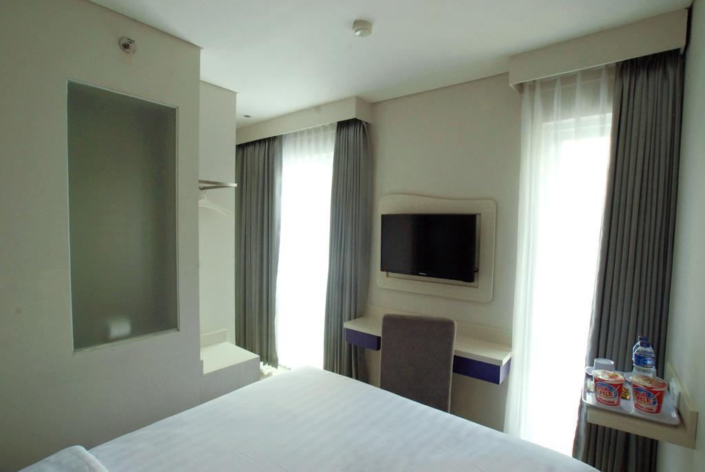 Vio Hotel Veteran Bandung Pokój zdjęcie